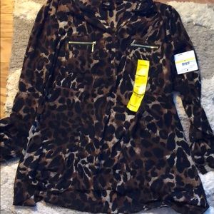 Leopard print top